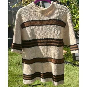 Size Large Jantzen Short Sleeve Striped Sweater